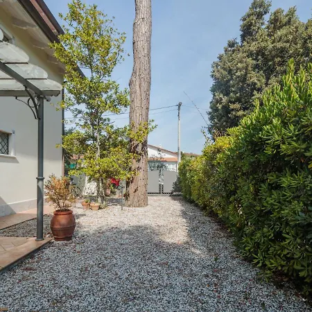 Michelangelo I By Interhome Apartamento